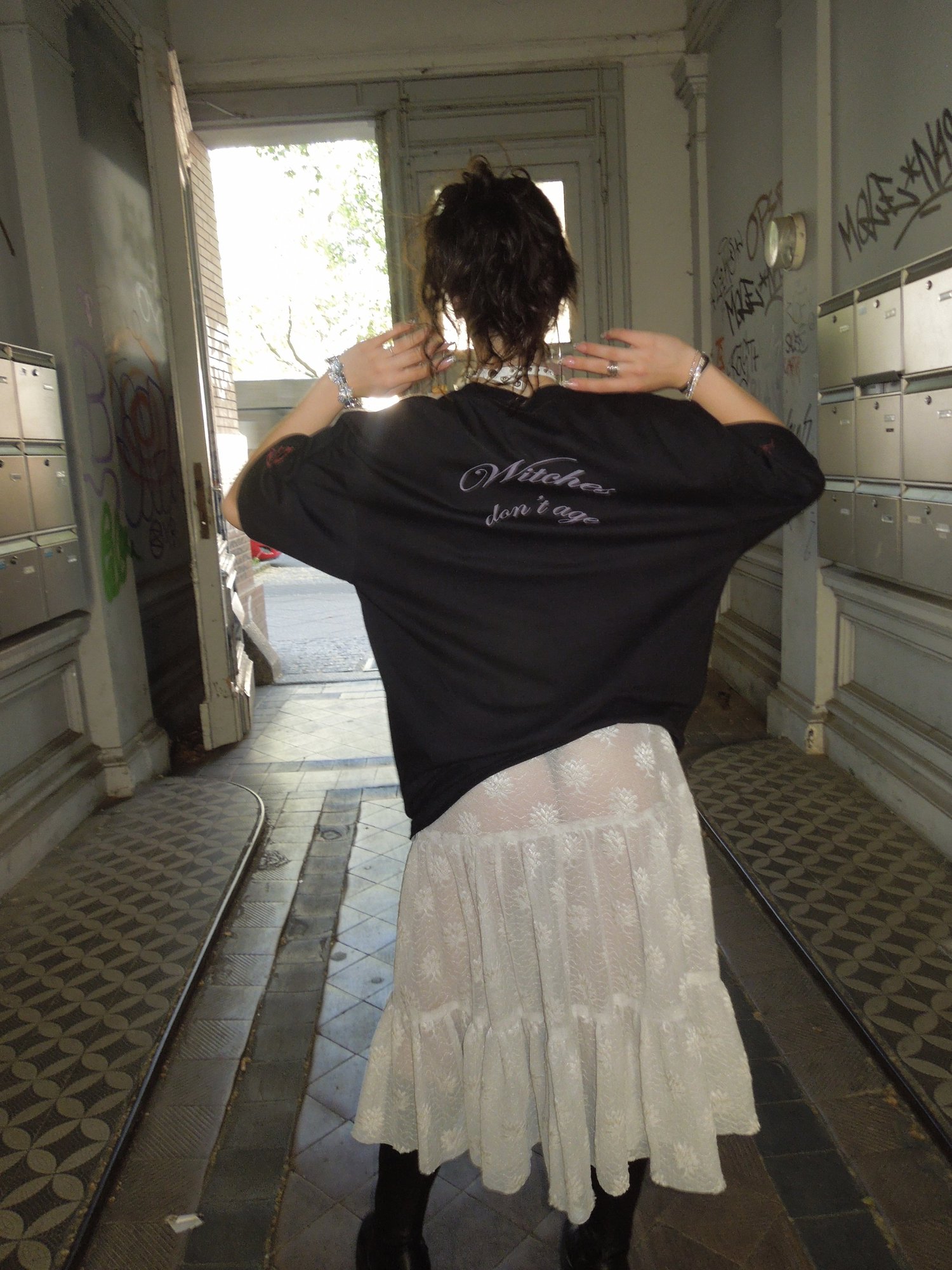 Witches oversized T-shirt — CAMILA MALDONADO